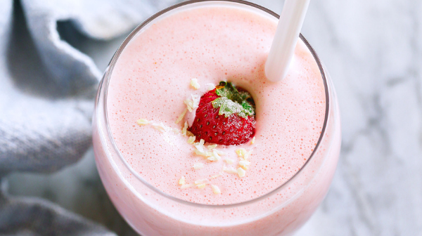 Strawberry and Coconut Smoothie