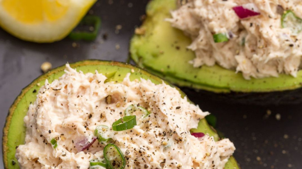 Avocado Stuffed with Creamy Chicken Salad