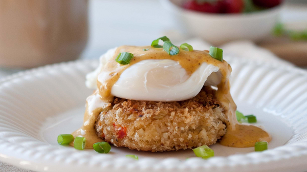 Crab Cakes Eggs Benedict