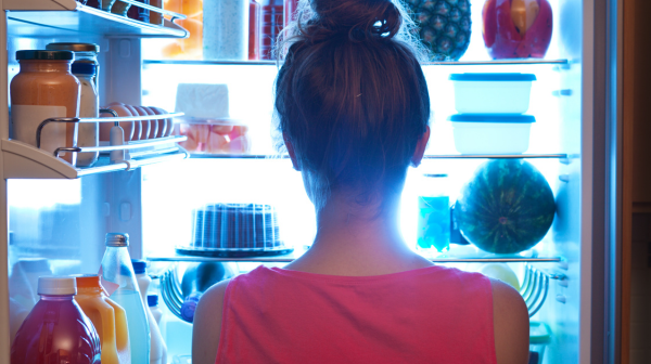 Top 8 Tips to Avoid Late Night Snacking
